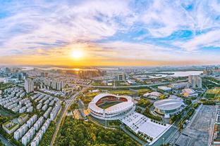 大因扎吉50岁生日快乐！他确实不是全能型前锋，但绝对不糙